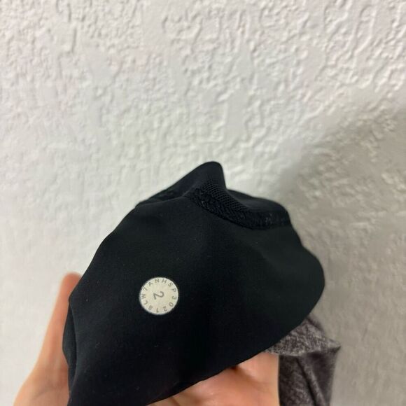 Lululemon Heathered Grey Cuffed High Waisted Athletic Shorts - Picture 4 of 4